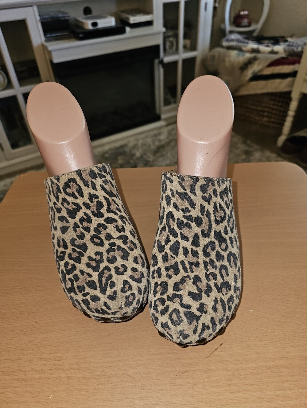 FREE PEOPLE Leopard Print Clogs Heels Size 6/36 NICE PRE-OWNED!